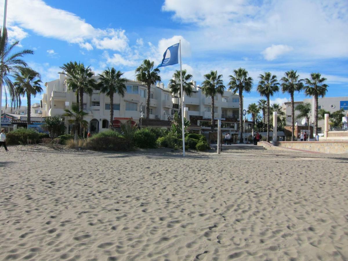 ベナルマデナPuerto Marinaアパートメント エクステリア 写真